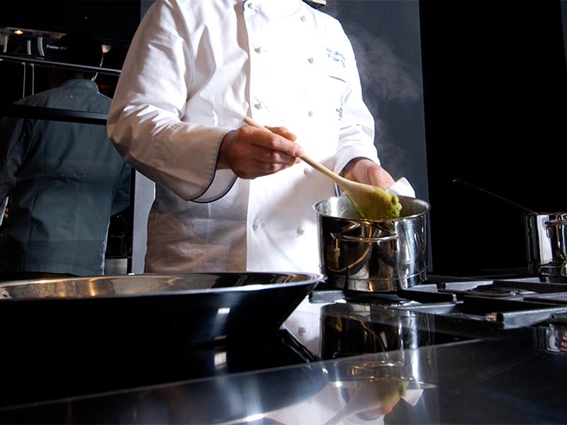 Fuori Salone 2018, foster presente con las cocinas de diseño