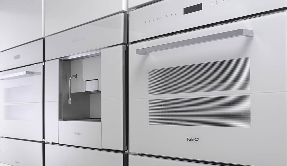 Ovens and Coordinated Products, built-in and free-standing, blast chillers, coffee machines, steam ovens, large ovens