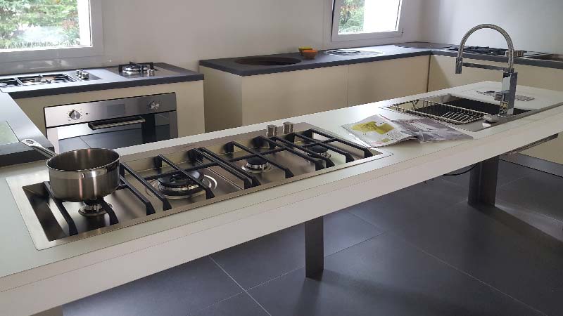 Conviértete en un punto de venta Foster, contáctanos para empezar la comercialización de los productos de marca de Foster