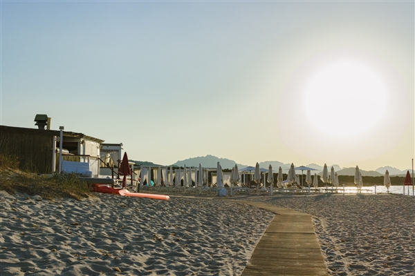 Foster e Zero Barriere presentano la collezione outdoor luxury di Foster