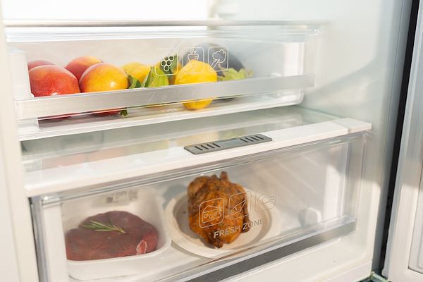 La nuova linea del freddo by Foster