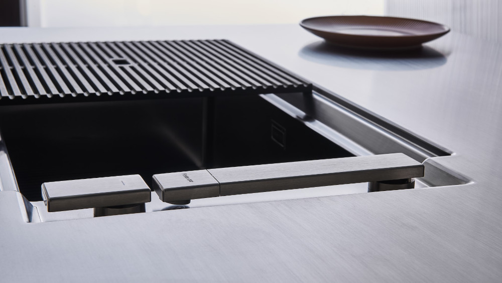 Bautek: piani cucina in acciaio inox su misura