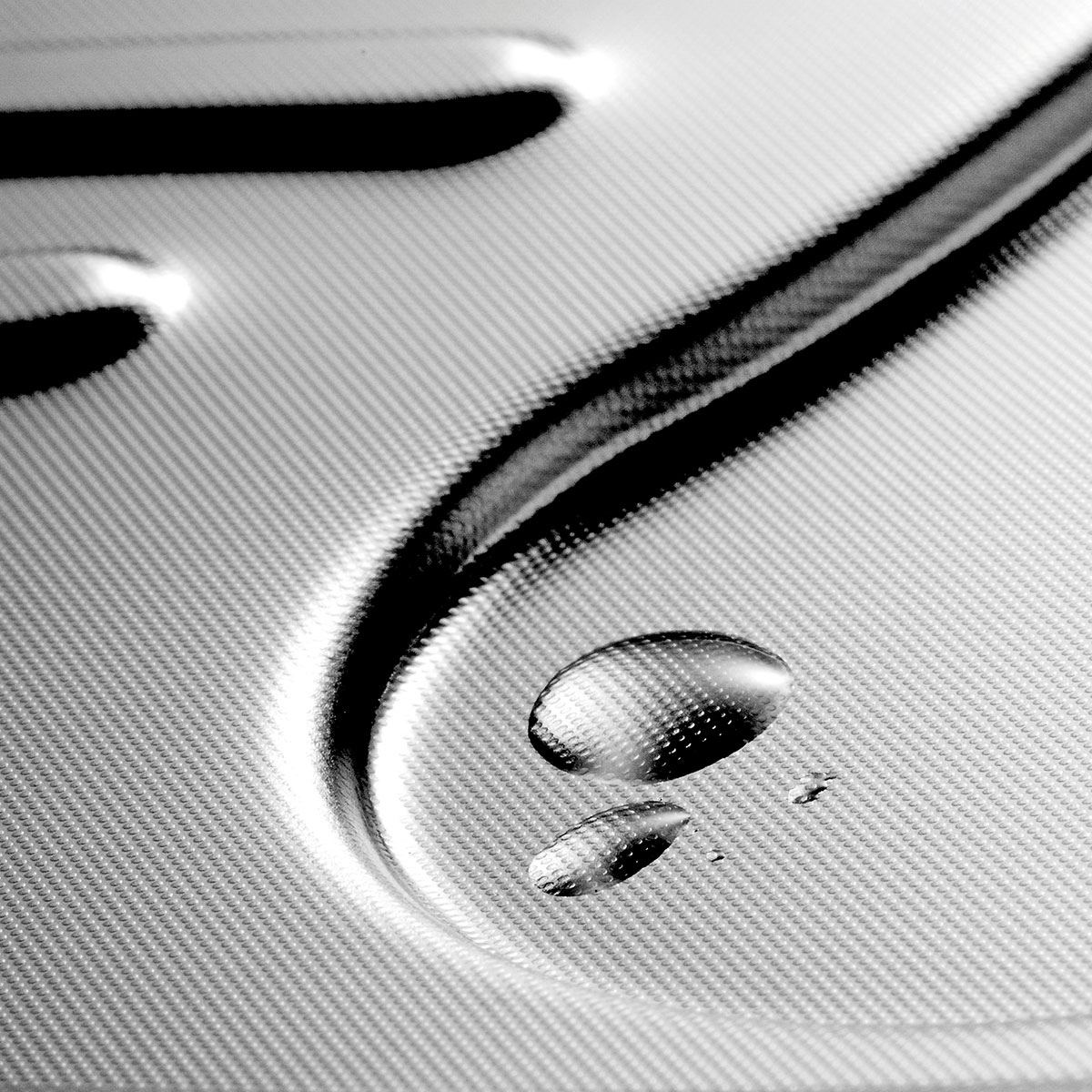 Trame di pregio sull’acciaio