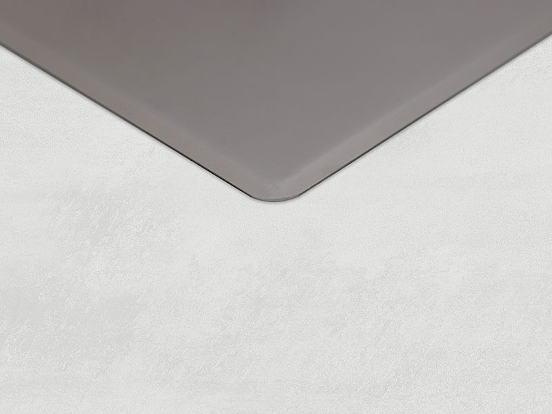 Bord semi-affleurant