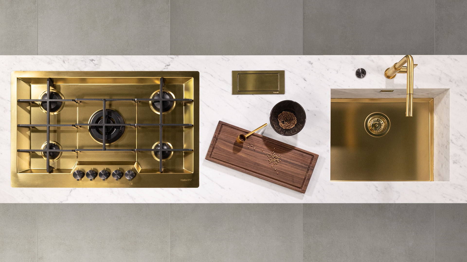 Piano cottura a gas KE | Portaprese Reverse | Phantom BASE | Omega Plus