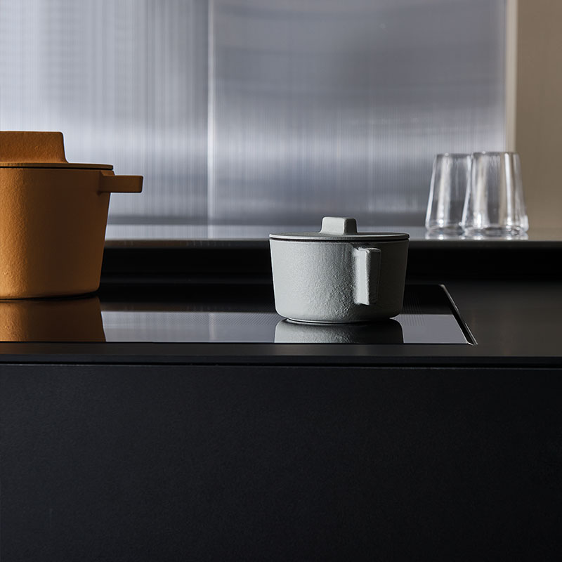 Beveled glass-ceramic